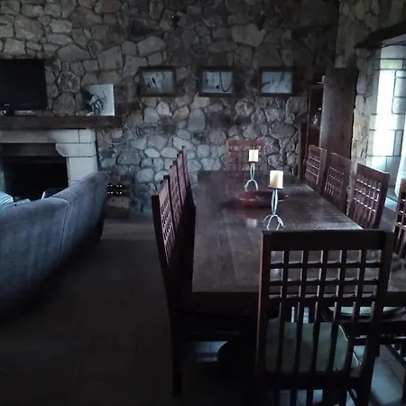 Spacious Rustic With Sea View *