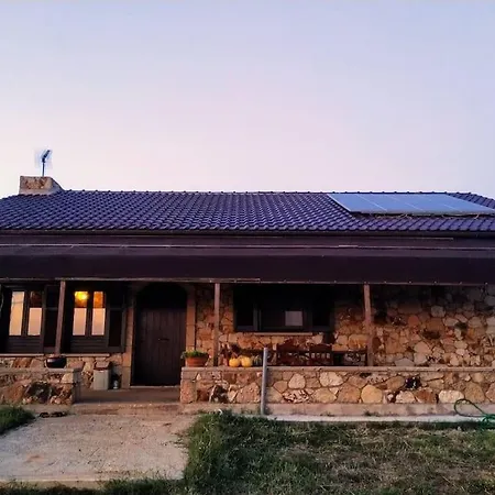 Spacious Rustic With Sea View Holiday home