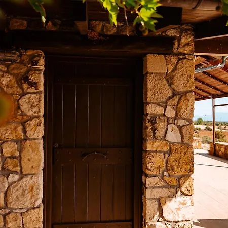 Spacious Rustic With Sea View Marónia