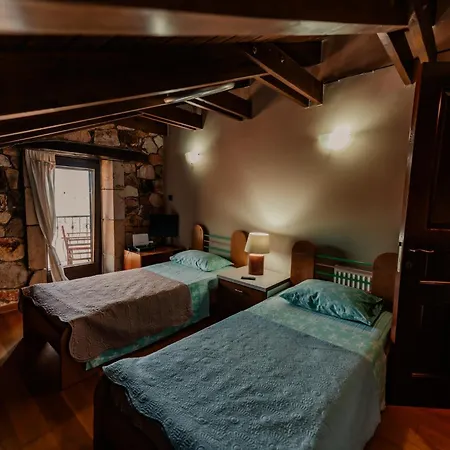 בית נופש Spacious Rustic With Sea View Marónia